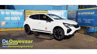 Dezmembrări autoturisme Renault Clio Clio V (RJAB), Hatchback 5-drs, 2019 1.6 E-Tech 145 16V 2025/3