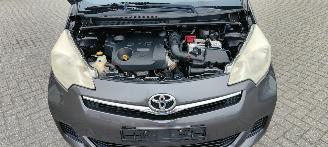 Toyota Verso S Toyota Verso-S Life picture 12