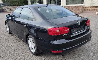 Volkswagen Jetta Volkswagen Jetta VI Comfortline BMT picture 2