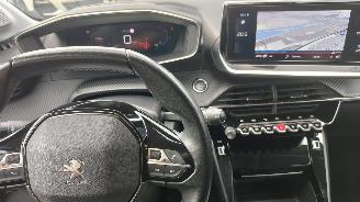 Peugeot 208 Peugeot 208 Allure topgepflegt 61521 km picture 11