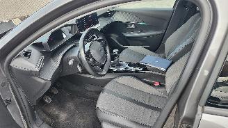 Peugeot 208 Peugeot 208 Allure topgepflegt 61521 km picture 7