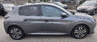 Peugeot 208 Peugeot 208 Allure topgepflegt 61521 km picture 5