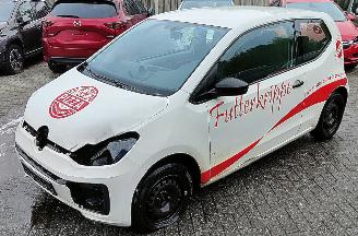 Avarii autoturisme Volkswagen Up!  2016/11