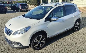 škoda osobní automobily Peugeot 2008 Peugeot 2008 Allure navi 86237 km lichte schade 2016/4