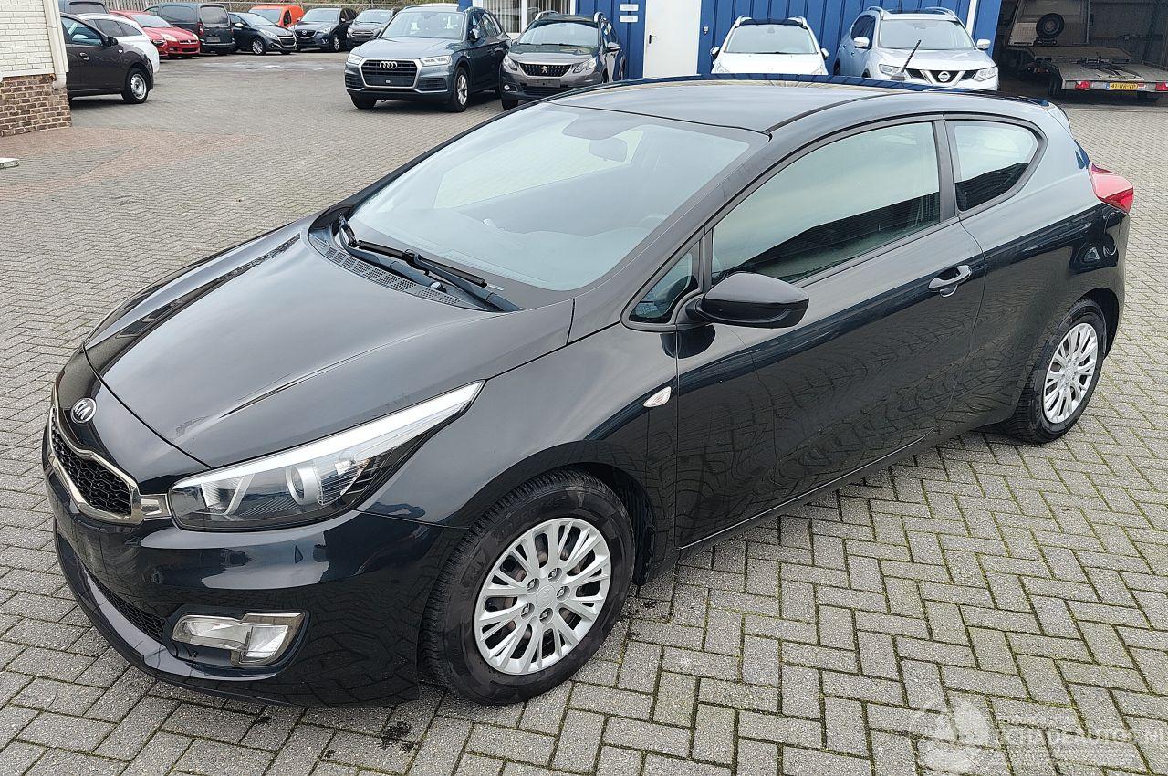 Kia Proceed Kia pro_cee\'d CVVT Edition 7 pro_cee\'d