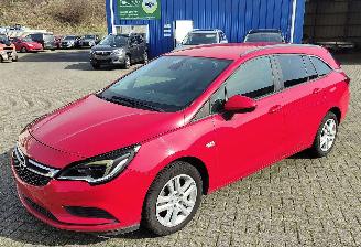 krockskadad bil auto Opel Astra Opel Astra ST 1.0 ECOTEC Turbo Dynamic 77kW S/S 2018/5