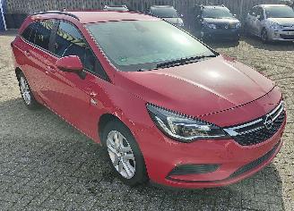 Avarii autoturisme Opel Astra Opel Astra ST 1.0 ECOTEC Turbo Dynamic 77kW S/S 2018/5