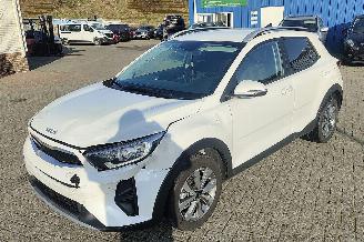 Coche accidentado Kia Stonic Kia Stonic Edition 7  lichte rijdende schade ! 2024/11