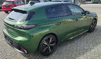 Peugeot 308 Peugeot 308 GT oliven grun /schwartses leder rijdende schade picture 5