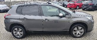 Peugeot 2008 Peugeot 2008 Style topstaat dealer onderhouden picture 5