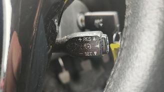 Peugeot 108 Peugeot 108 Allure navi allu camera picture 12