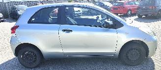 Toyota Yaris toyota yaris picture 6