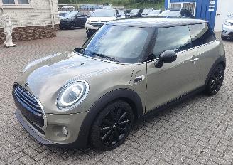Tweedehands auto Mini Cooper MINI COOPER  1500 automaat nieuwstaat 2019/1