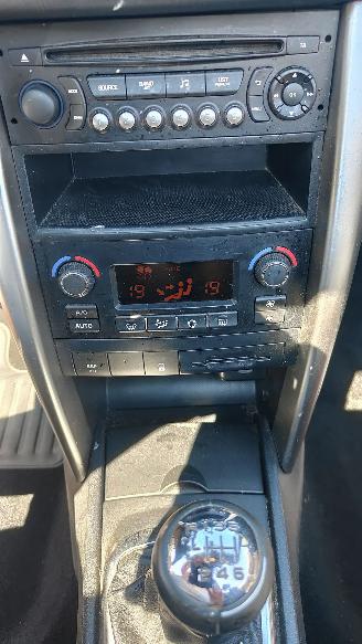 Peugeot 207/207+ Peugeot 207 1,6 hdi cabrio platinium picture 9