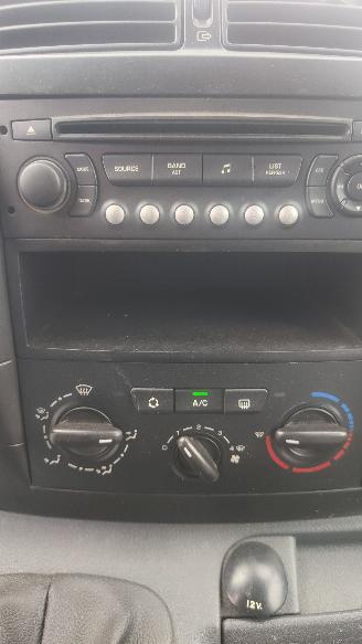 Peugeot Expert PEUGEOT Expert Gesloten bestelwagen L2H1 picture 12