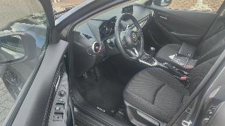 Mazda 2 Mazda 2 SKYACTIV-G Homura navi camera nieuwstaat picture 9