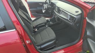 Kia Rio Kia Rio Edition 7 automaat 1.4 navigatie camera picture 17
