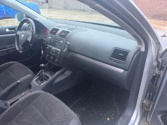 Volkswagen Golf 1.9 tdi picture 13