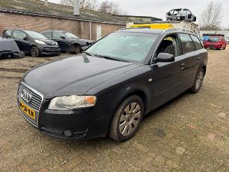 Unfallwagen Audi   2006/4