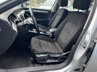 Volkswagen Passat 2.0 TDI bluemotion variant picture 7