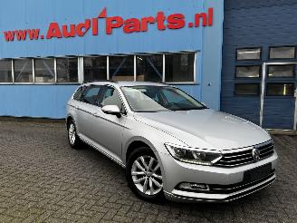 uszkodzony samochody osobowe Volkswagen Passat 2.0 TDI bluemotion variant 2019/2