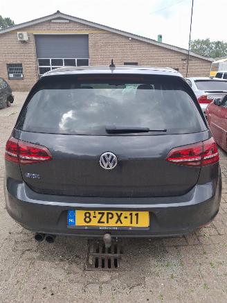 Auto incidentate Volkswagen Golf GTE 2015/2