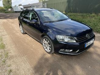 uszkodzony samochody osobowe Volkswagen Passat Variant 1.4 TSI Highline BlueMotion 2012/4