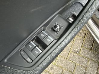 Audi A4 Avant 2.0 TFSI picture 16