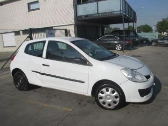 Renault Clio  picture 4