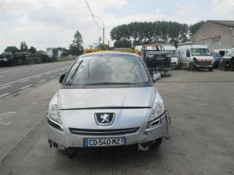 Coche accidentado Peugeot 5008  2012/4