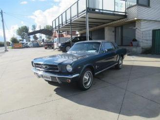 Voiture accidenté Ford Mustang  1965/10