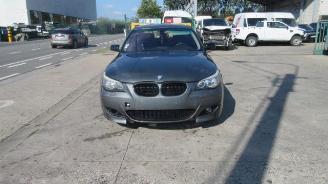 Vaurioauto  passenger cars BMW 5-serie  2005/7