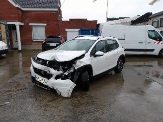 uszkodzony samochody osobowe Peugeot 2008  2017/7