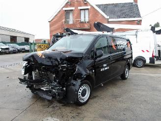 škoda dodávky Mercedes Vito 114 2022/4