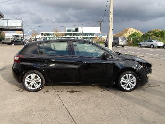 Peugeot 308  picture 4