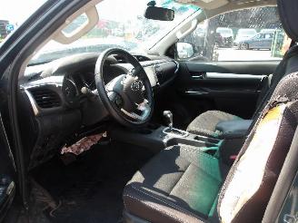 Toyota Hilux  picture 2