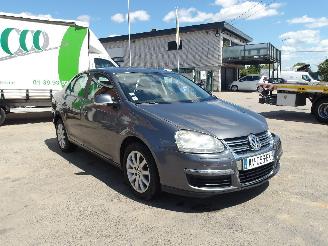 Avarii autoturisme Volkswagen Jetta  2010/6