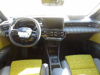 Renault 5 ICONIC CINQ picture 2