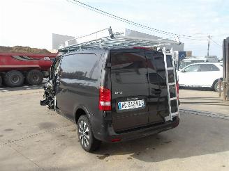 Mercedes Vito 114 picture 6