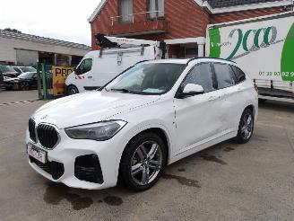Vaurioauto  passenger cars BMW X1 X DRIVE 18 D 2022/6