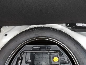 Peugeot 208 STYLE picture 18