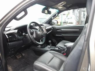 Toyota Hilux INVINCIBLE picture 16