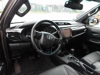 Toyota Hilux INVINCIBLE picture 2