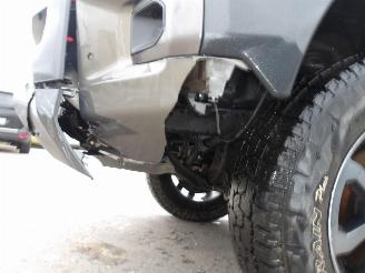 Toyota Hilux INVINCIBLE picture 11
