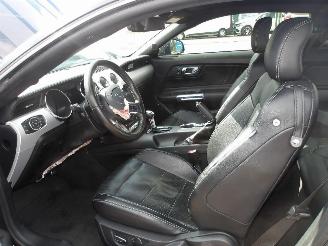 Ford Mustang  picture 21