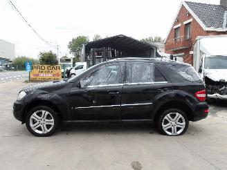 Mercedes ML  picture 9