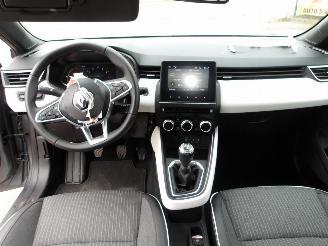 Renault Clio  picture 20