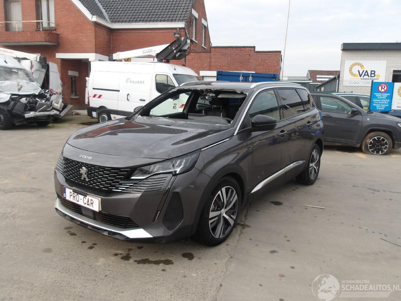 Peugeot 5008 HYBRID ALLURE