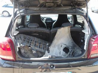 Peugeot 108 GT- LINE picture 25