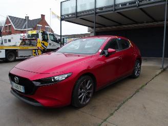 uszkodzony samochody osobowe Mazda 3  2021/6